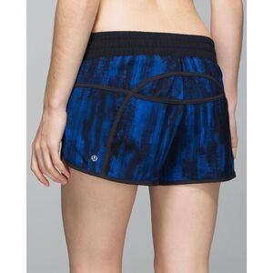 Lululemon Tracker Short III *4-way Stretch blue black sz 4